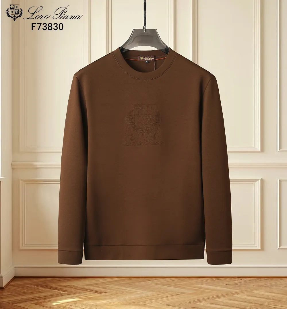 LP's new modal air layer sweatshirt, handsome and fashionable, simple Versatile style. The top-notch printed embossed letter pattern logo on the chest, the cotton fabric is not only stiff and maintains the trendy silhouette, but also comfortable to wear, and the yarn is more delicate, Sizes M-4XL